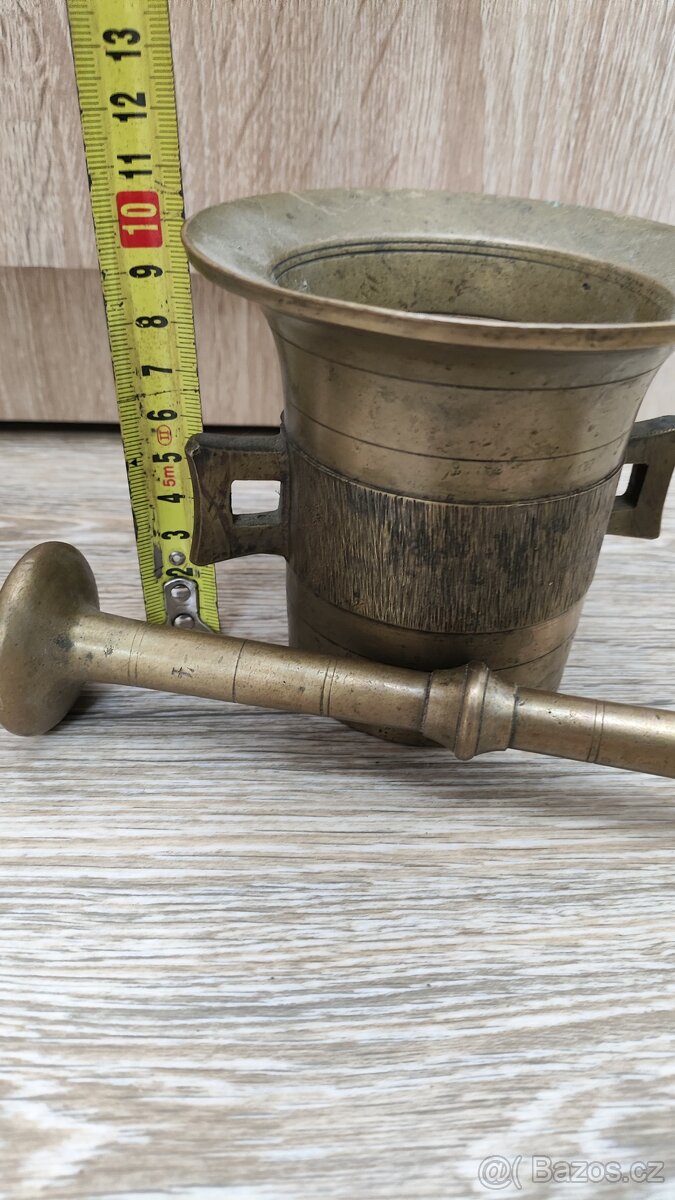 Hmoždíř s paličkou - 3