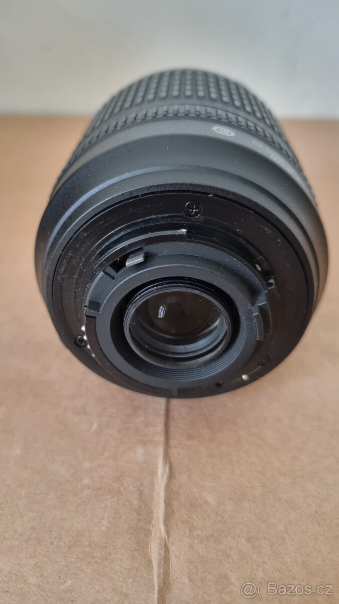 Objektiv Nikon - 3