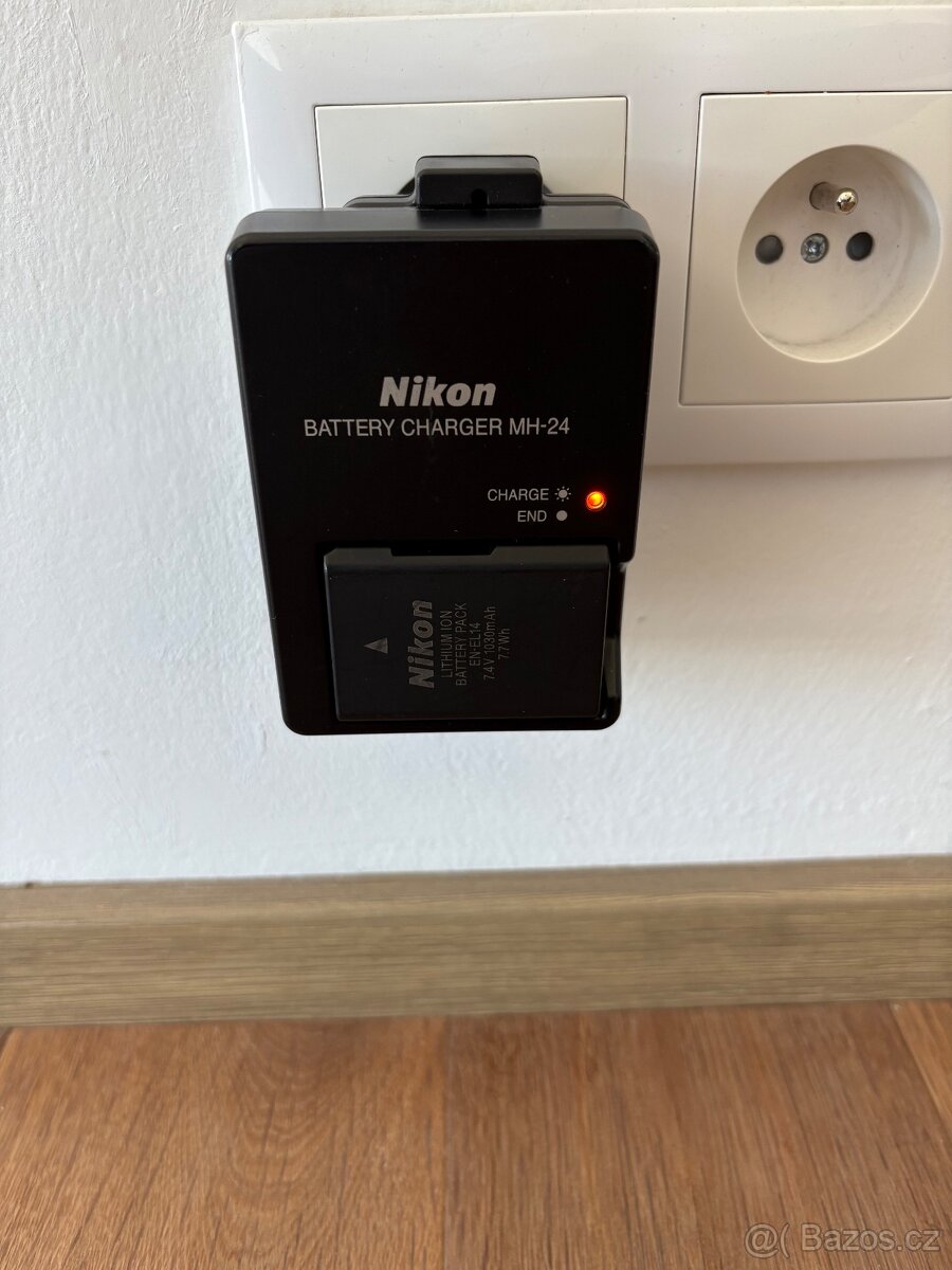 Nikon D5100+ objektiv 18-105mm+ příslušenství - 3