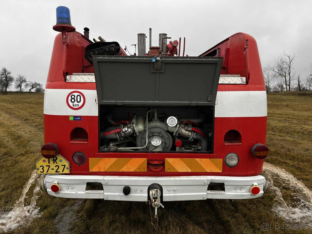 Hasičská cisterna CAS 25 - 3
