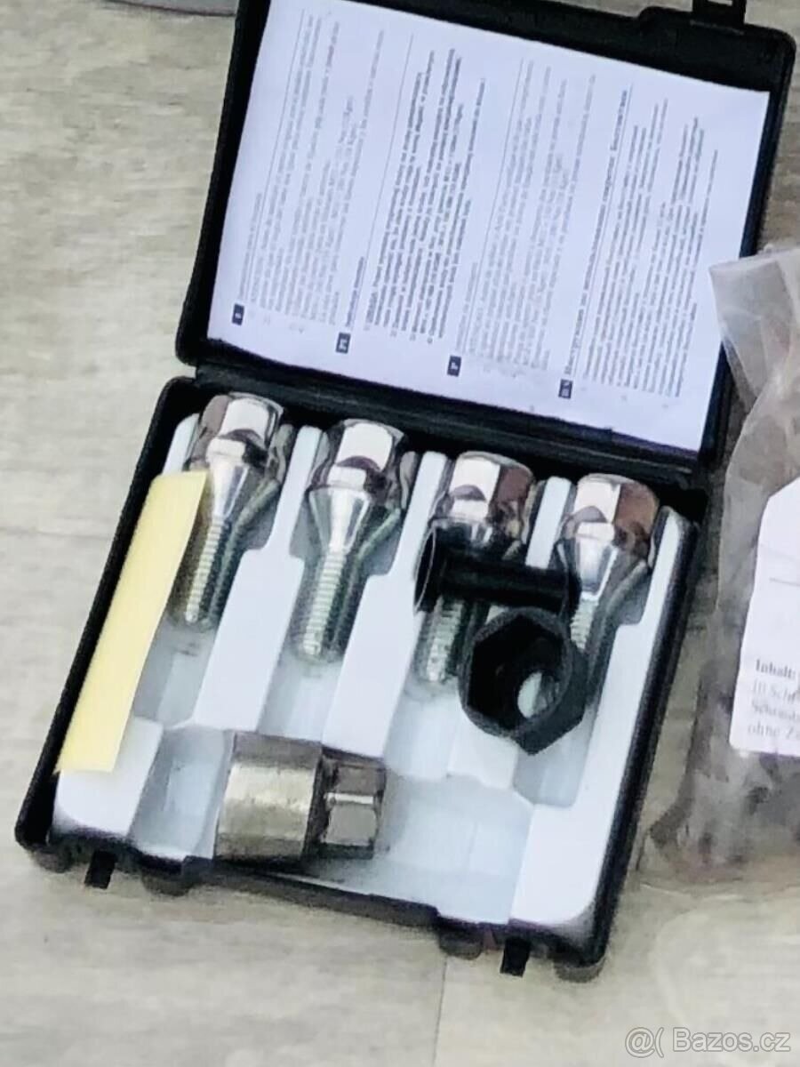 Šrouby a bezpečnostní šrouby OZ - 3