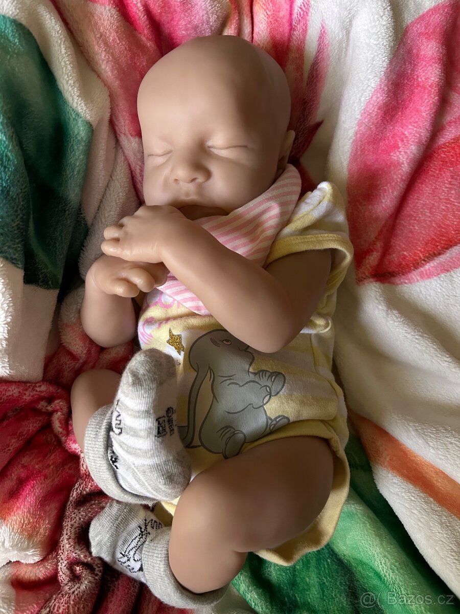 Realistická panenka,podobná reborn. - 3
