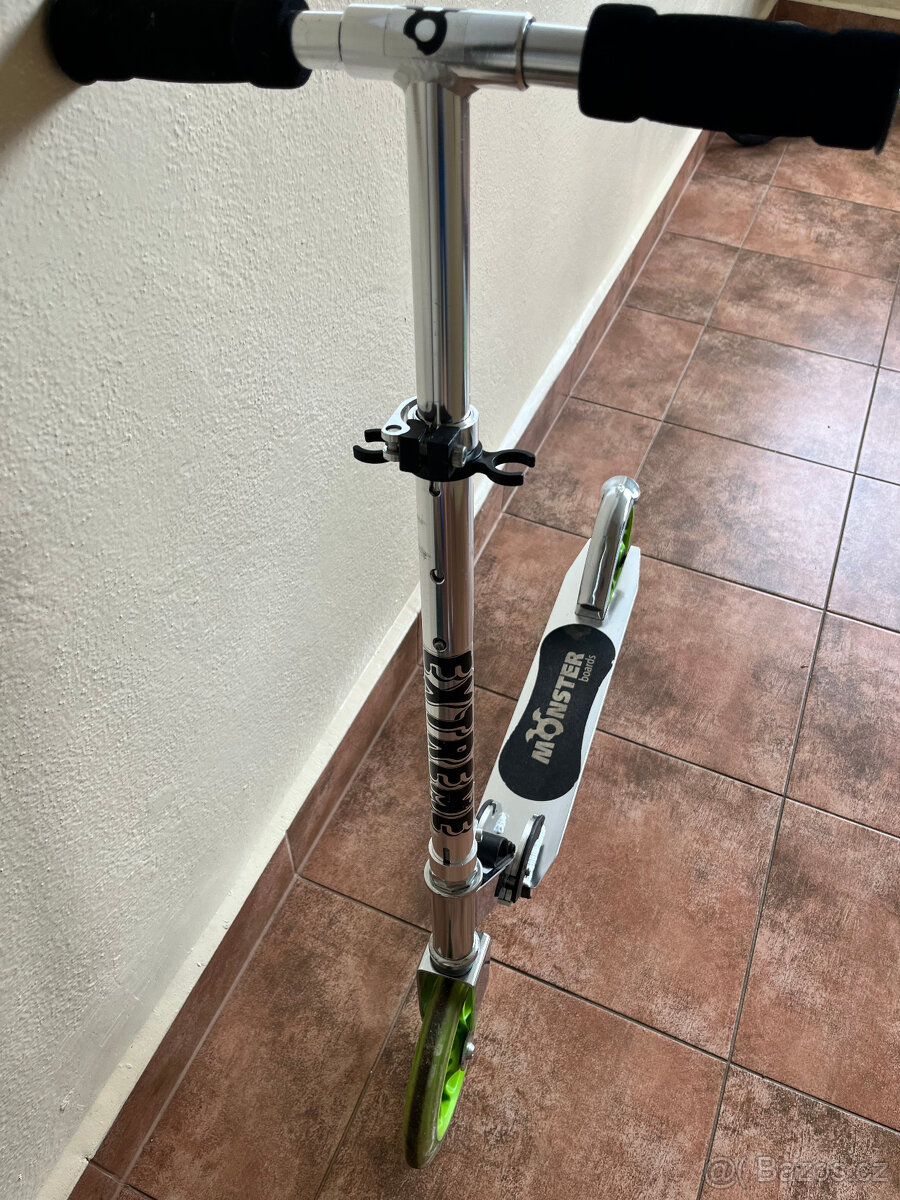 Koloběžka MONSTER - 3