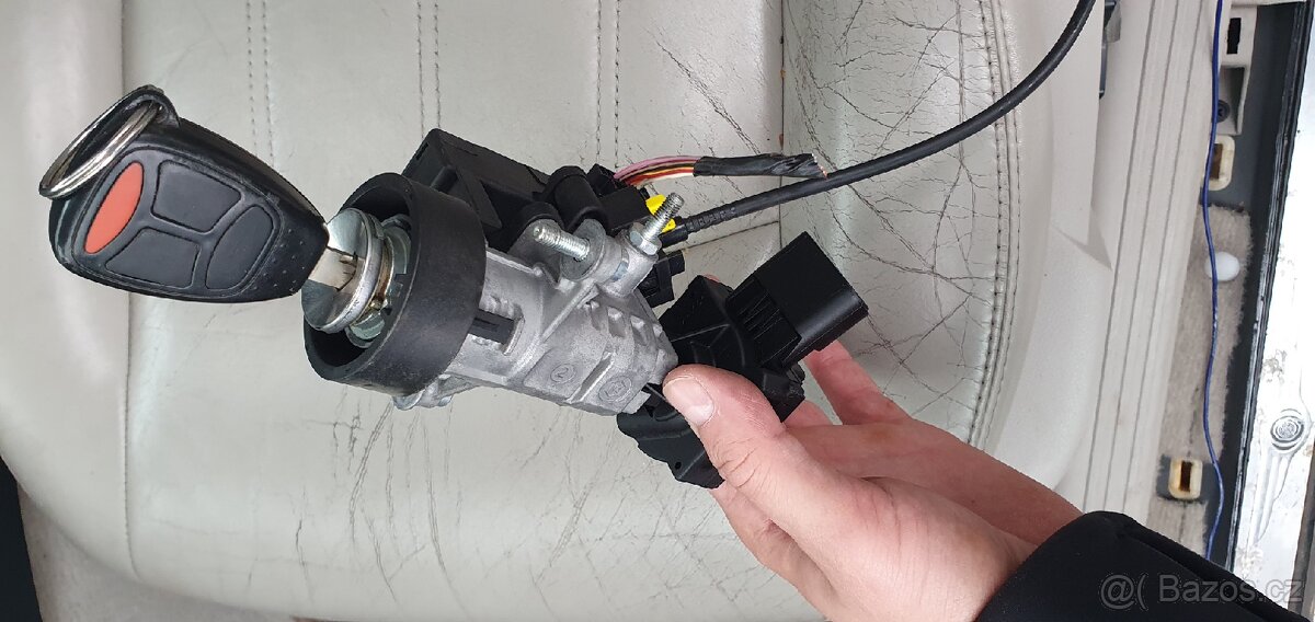 Spínací skříňka - Chrysler 300c - 3