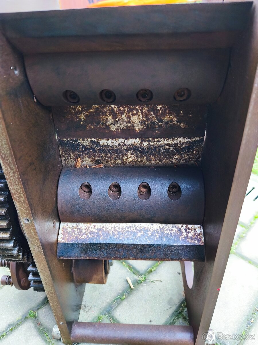 Štěpkovač,špalíkovač - 3