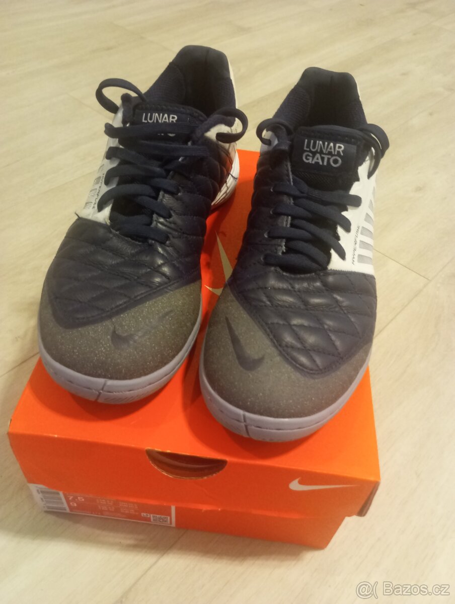 Sálovky Nike Lunargato II - 3