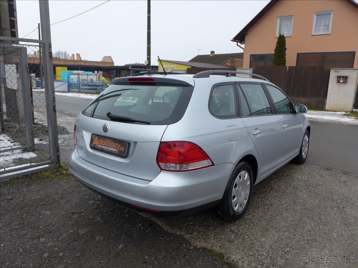 Volkswagen Golf 1,4 i KLIMA, 1.MAJITEL - 3