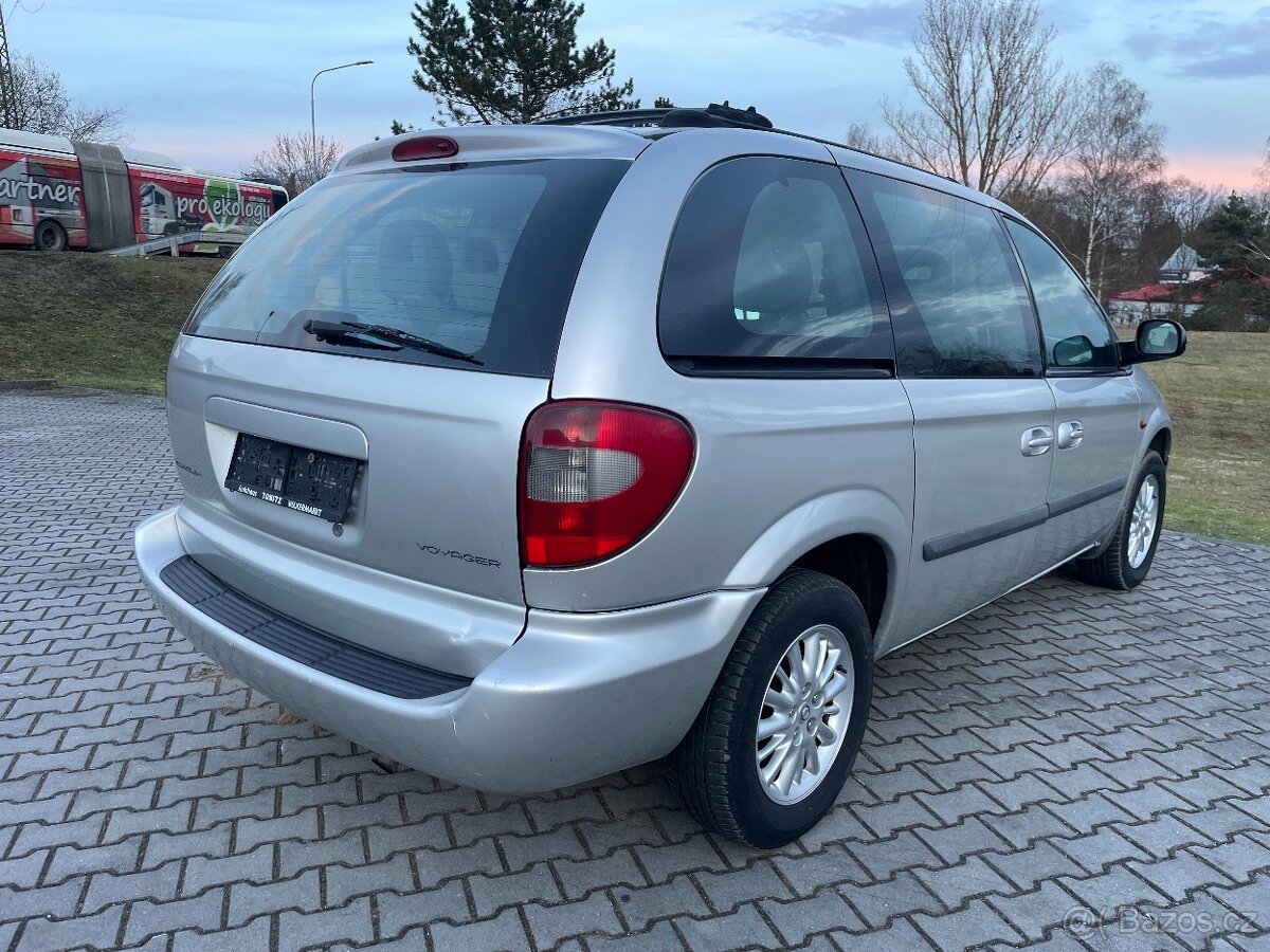 Chrysler voyager - 3