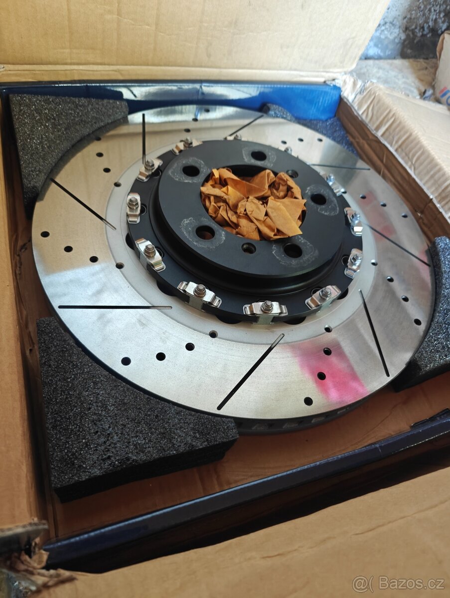 Prodám 2 přední brzdové kotouče na Porsche Panamera, Cayene - 3