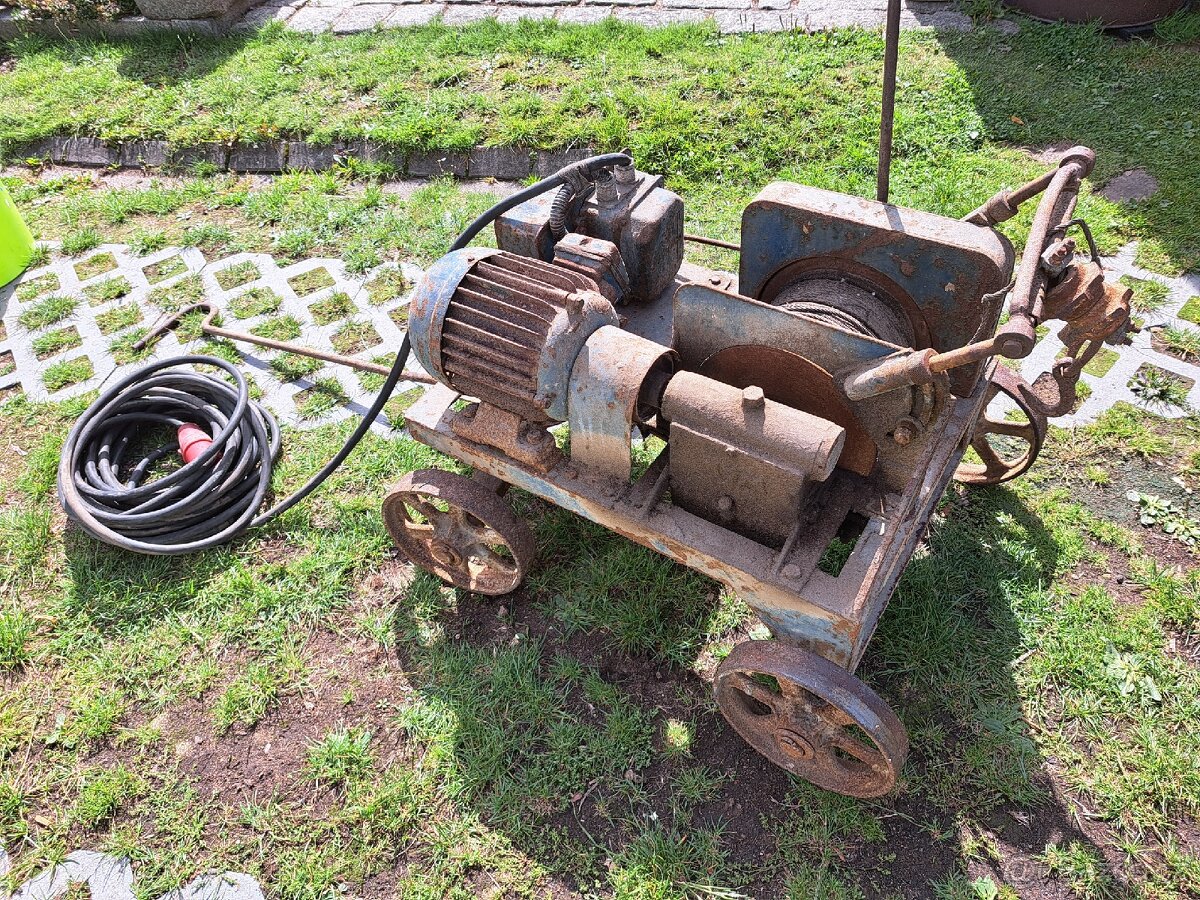 Stavební vrátek - 3