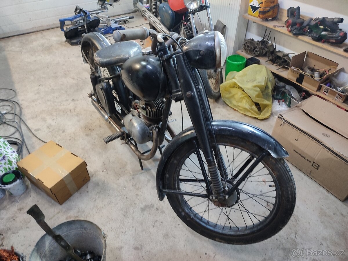 cz 150 c maly perak - 3