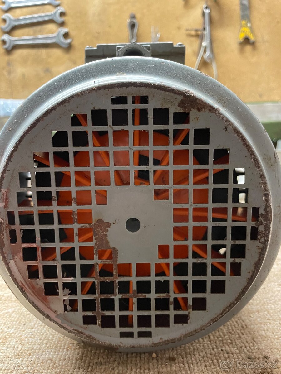 Elektromotor MEZ Mohelnice 1,1kw - 3