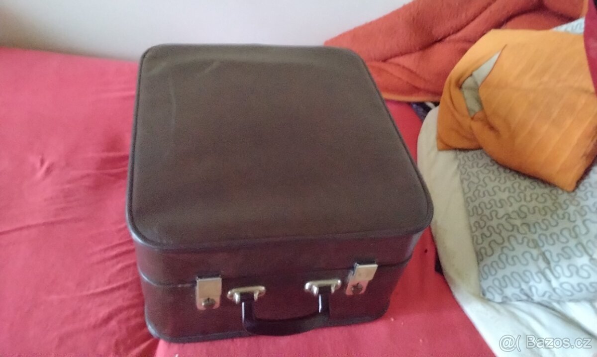 Prodám akordeon delicie junior XIII 72 basů 3 hlas - 3