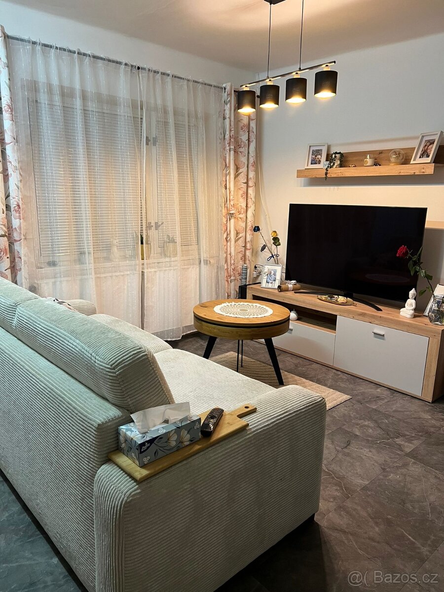 Byt v rodinném domě se zahradou 5 minut od Turnova - 3