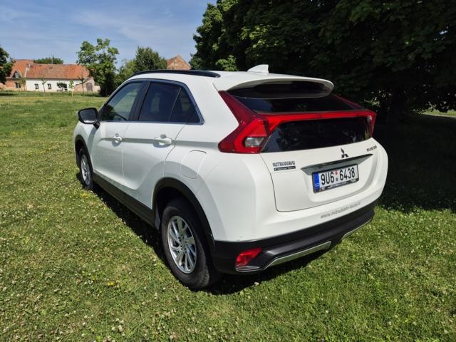 Prodám Mitsubishi Eclipse Cross 1.5 T 120kW - KOUPENO V ČR - 3