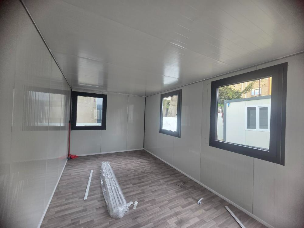 Stavební buňka/Obytný kontejner 6 x 3 m SKLADEM - 3