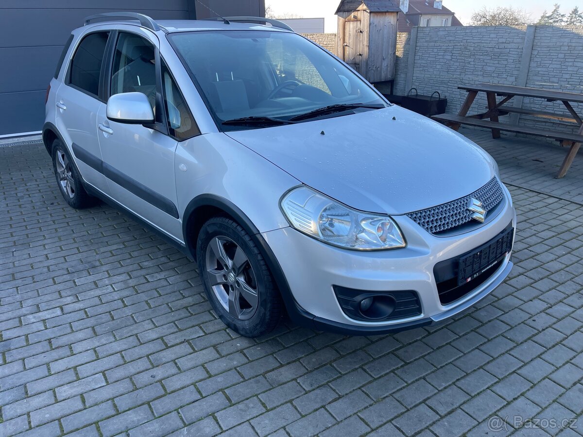 Suzuki SX4. 4x4 107000 km hezké auto 1.6 benzin - 3