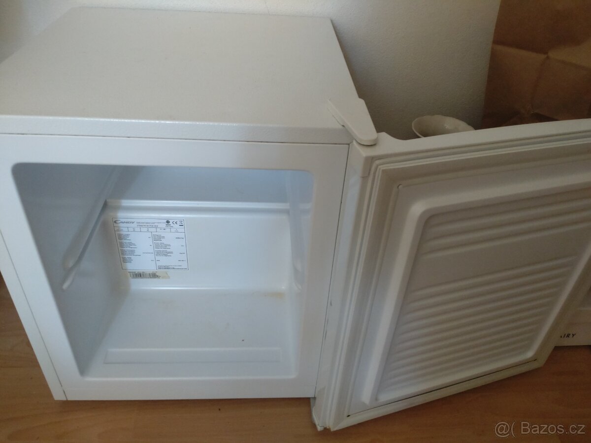 Mini mrazák Candy - 3