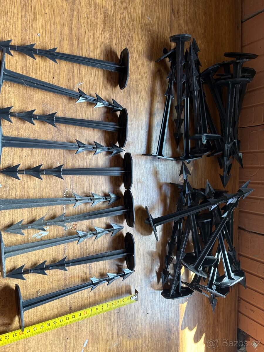 Plastové kotvy na folie - 3