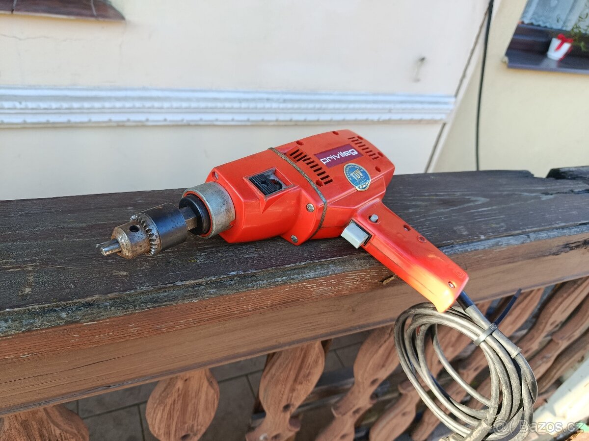 vrtačka příklepová - 3