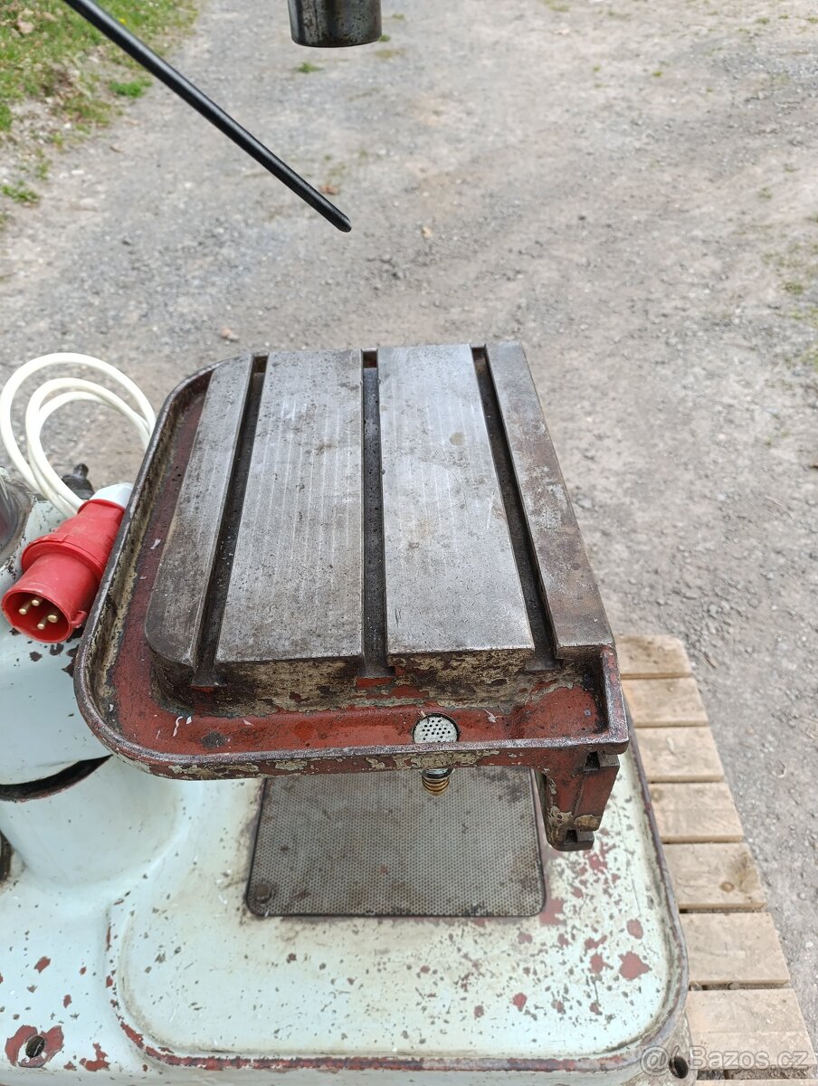 Sloupová vrtačka VS 32A - 3