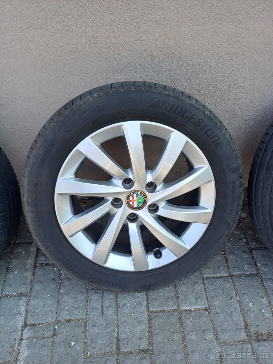 Alfa romeo Giuletta alu 16" - 3