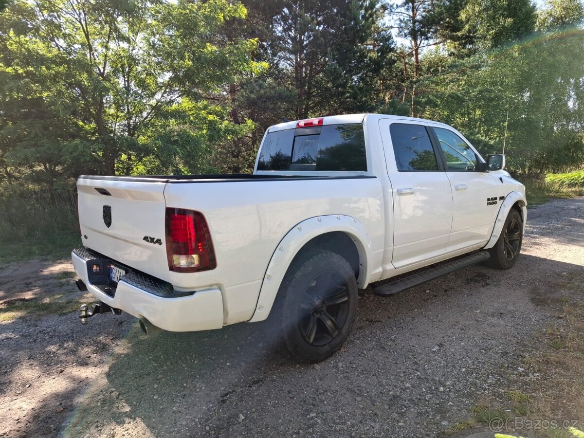 DODGE RAM 1500