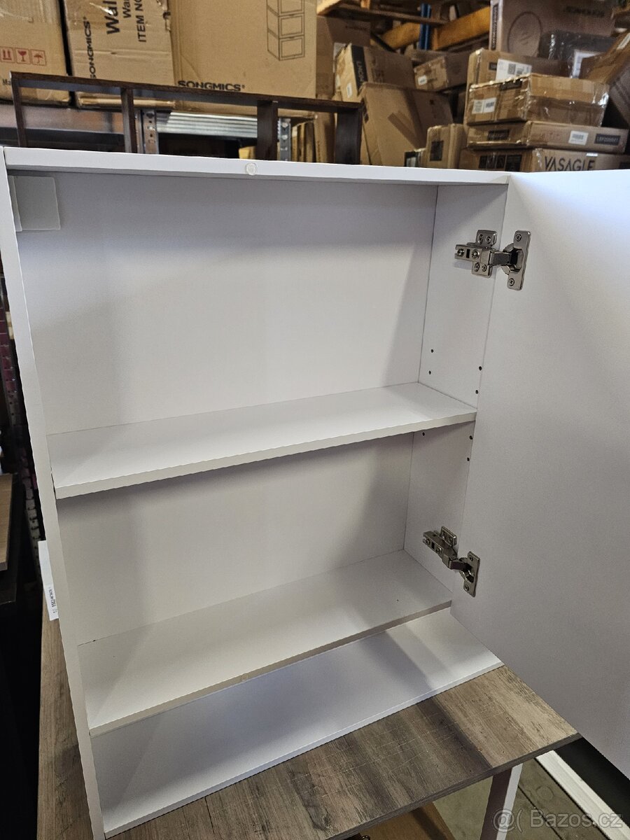 NOVÁ ZÁVĚSNÁ KOUPELNOVÁ SKŘÍŇKA - 3