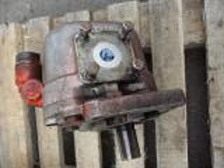 Prodám náhradní díly na Bělorus: pomocné čerpadlo hydrauliky - 3