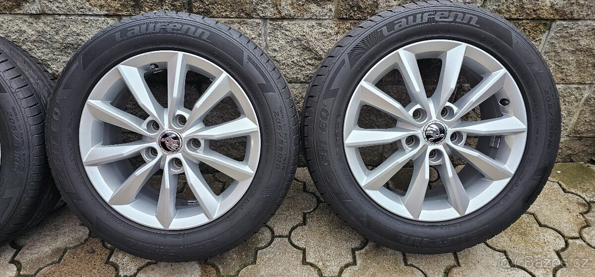 Originál alu Škoda Octavia 3 5x112 205/55 R16 - letní - 3
