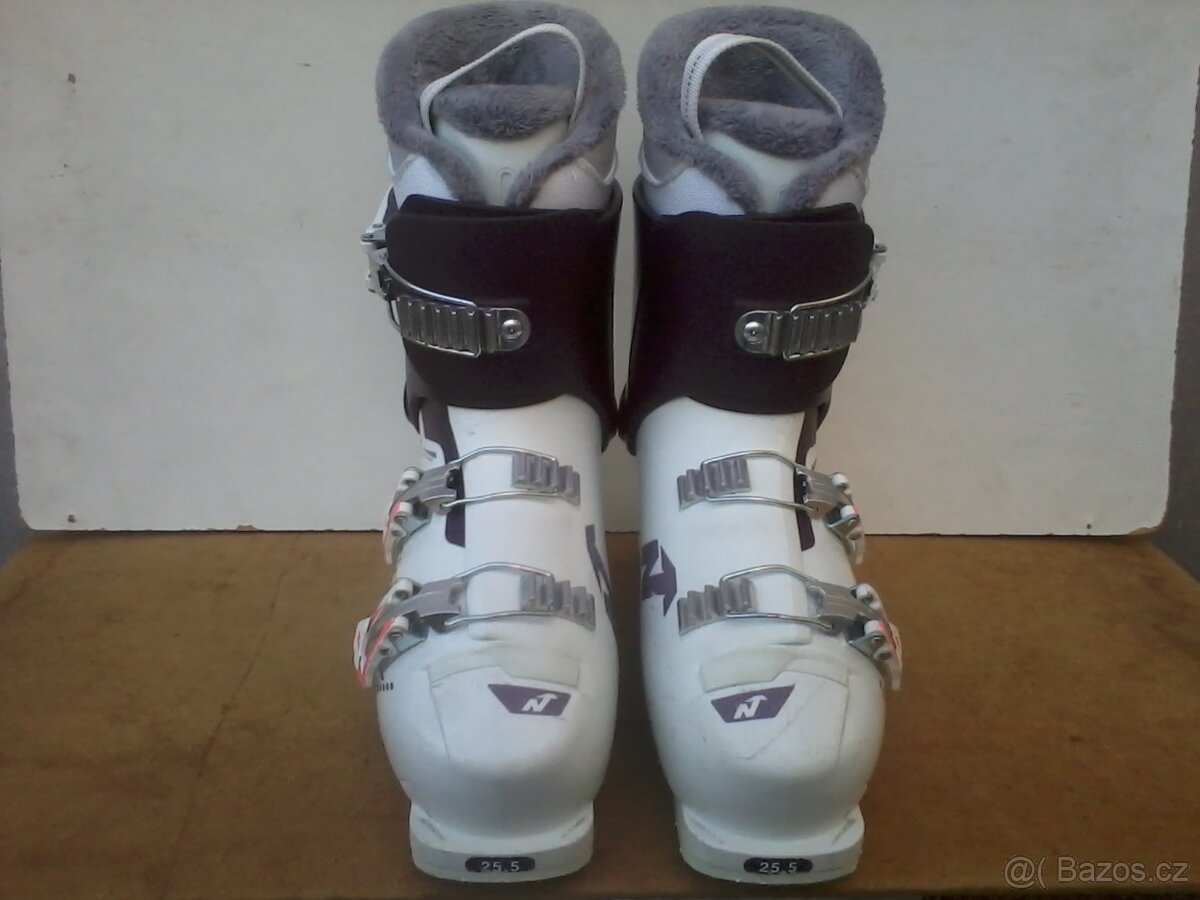 Lyžáky dívčí Nordica 25,5 - 3