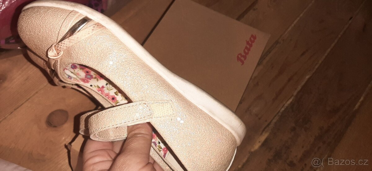 Dívčí botičky vel.31 zn.Baťa - 3