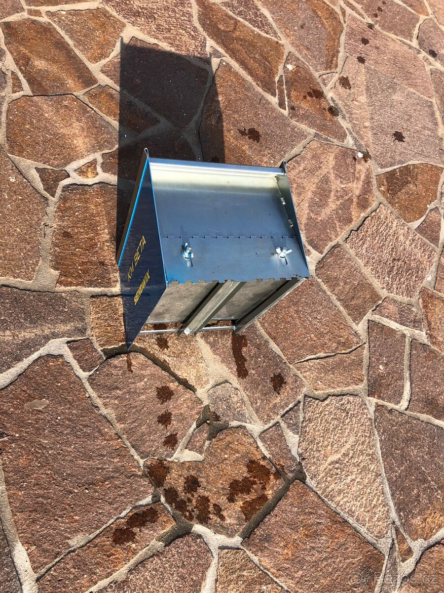 KM BETA Davakovac lepidla na zed - 3