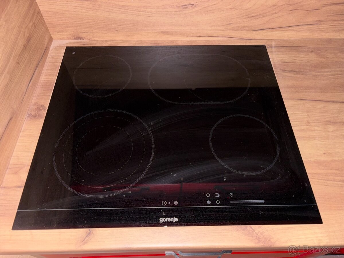 Nová kuchyňská linka včetně spotřebičů - 3