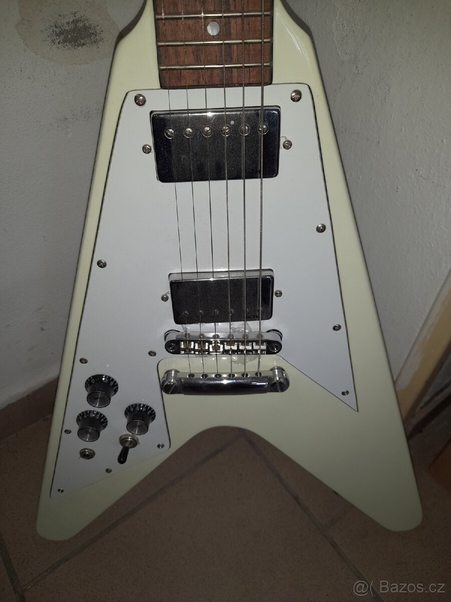 Levoruká kytara BACH - 3