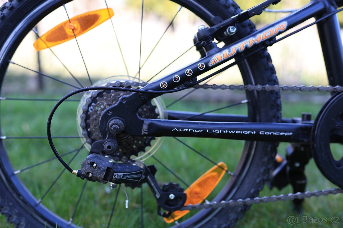 AUTHOR Cosmic 20 - 3