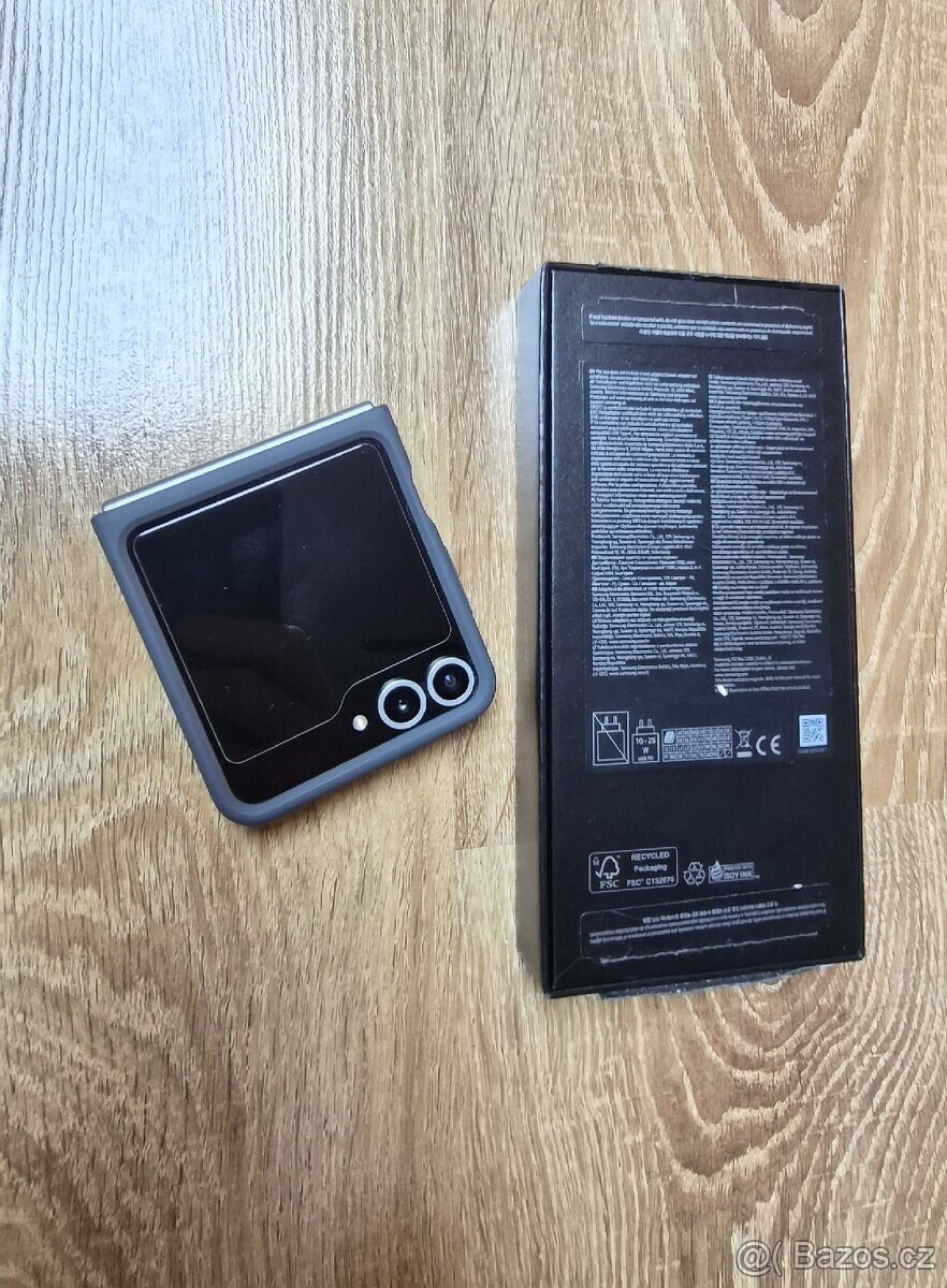 Samsung zFlip6 - 3
