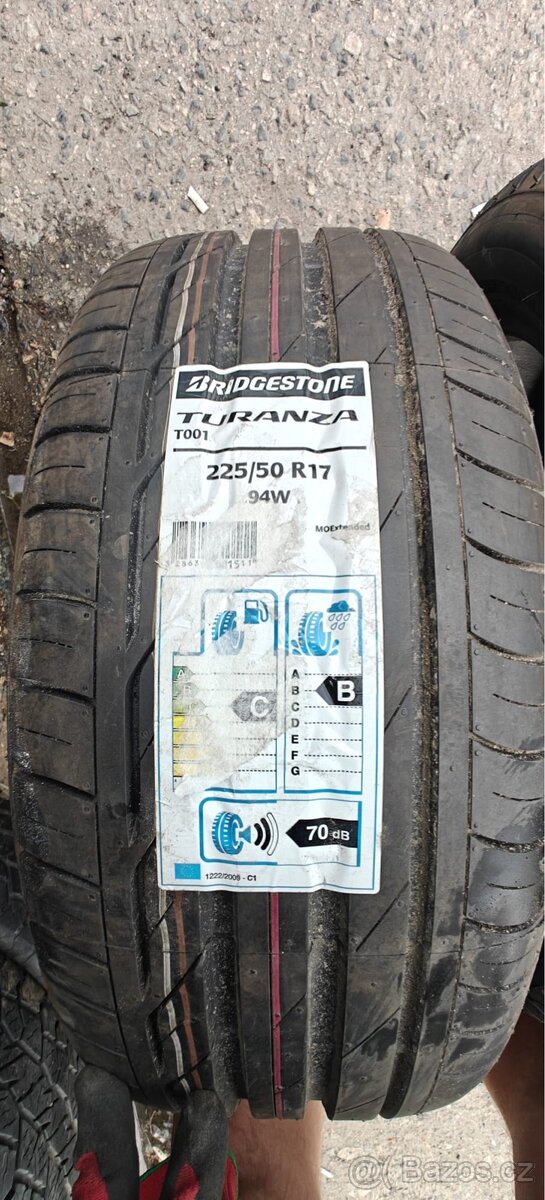 Letní pneu 225/50 R 17 - 3