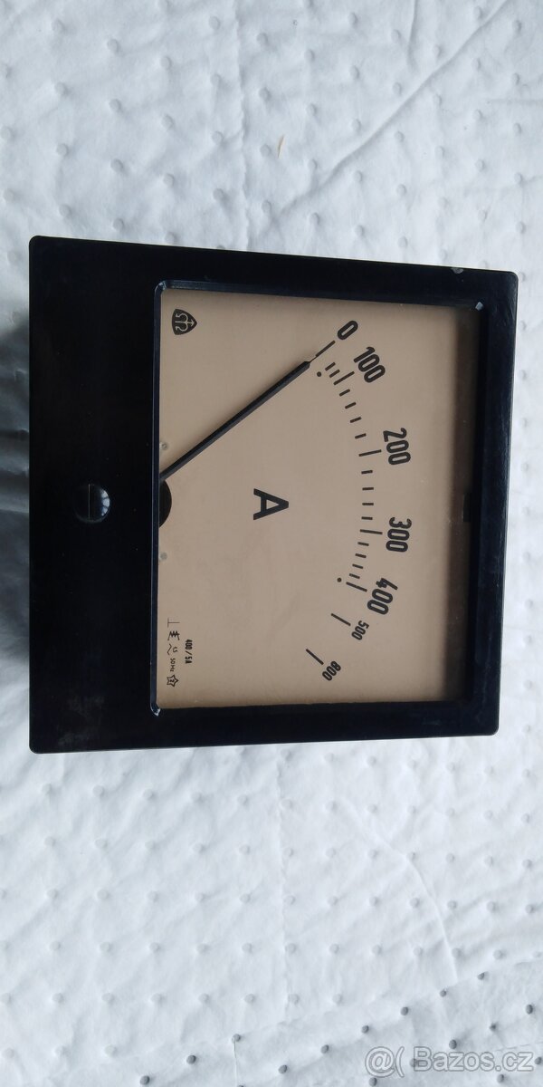 Starý voltmetr a ampérmetr - 3