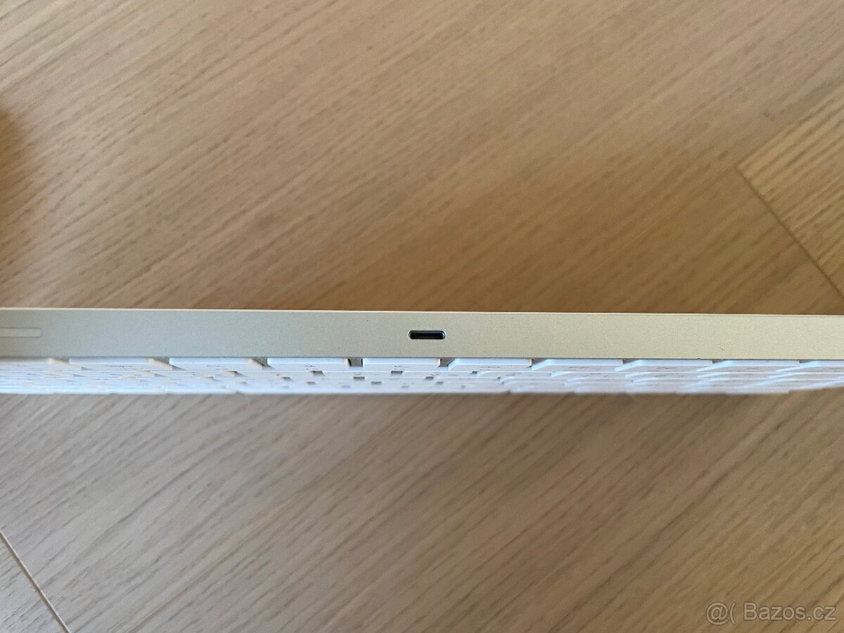 Apple magic keyboard + magic mouse - 3