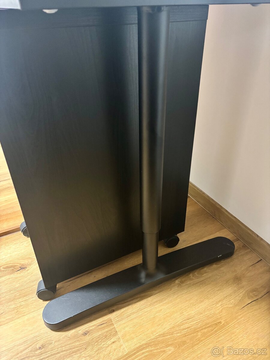 Kancelářský stůl IKEA Bekant 160x80cm - 3
