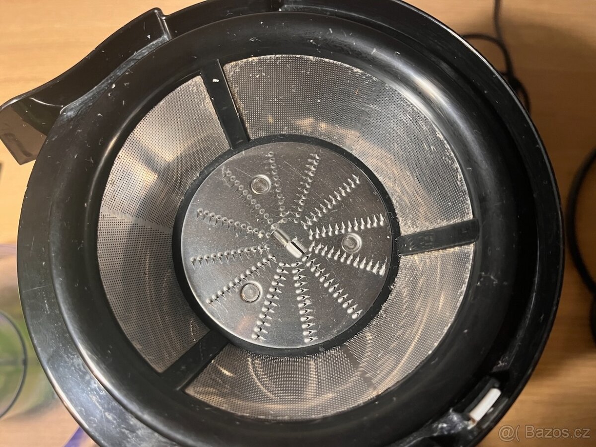 Elektrický odšťavňovač - 3