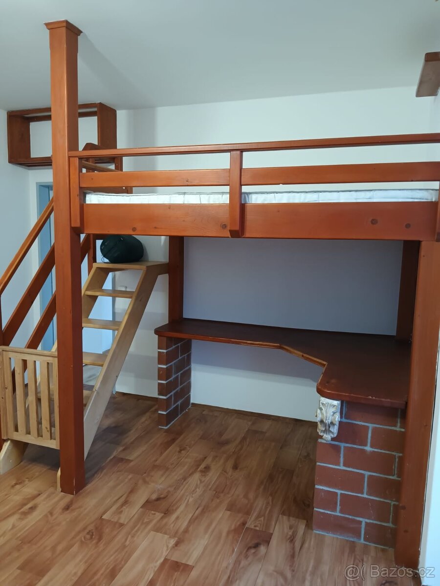 Dřevěná postel - 3