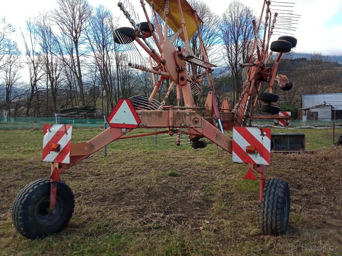 Shrnovač sena Pottinger - 3