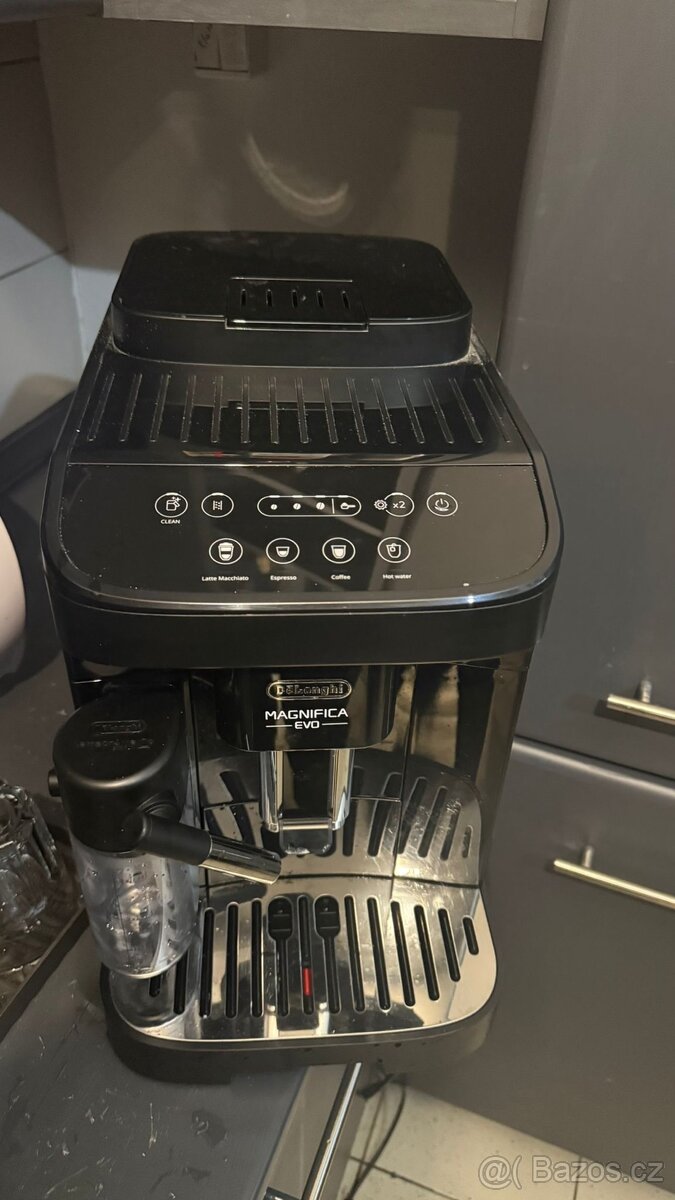 Kávovar De”longi - 3