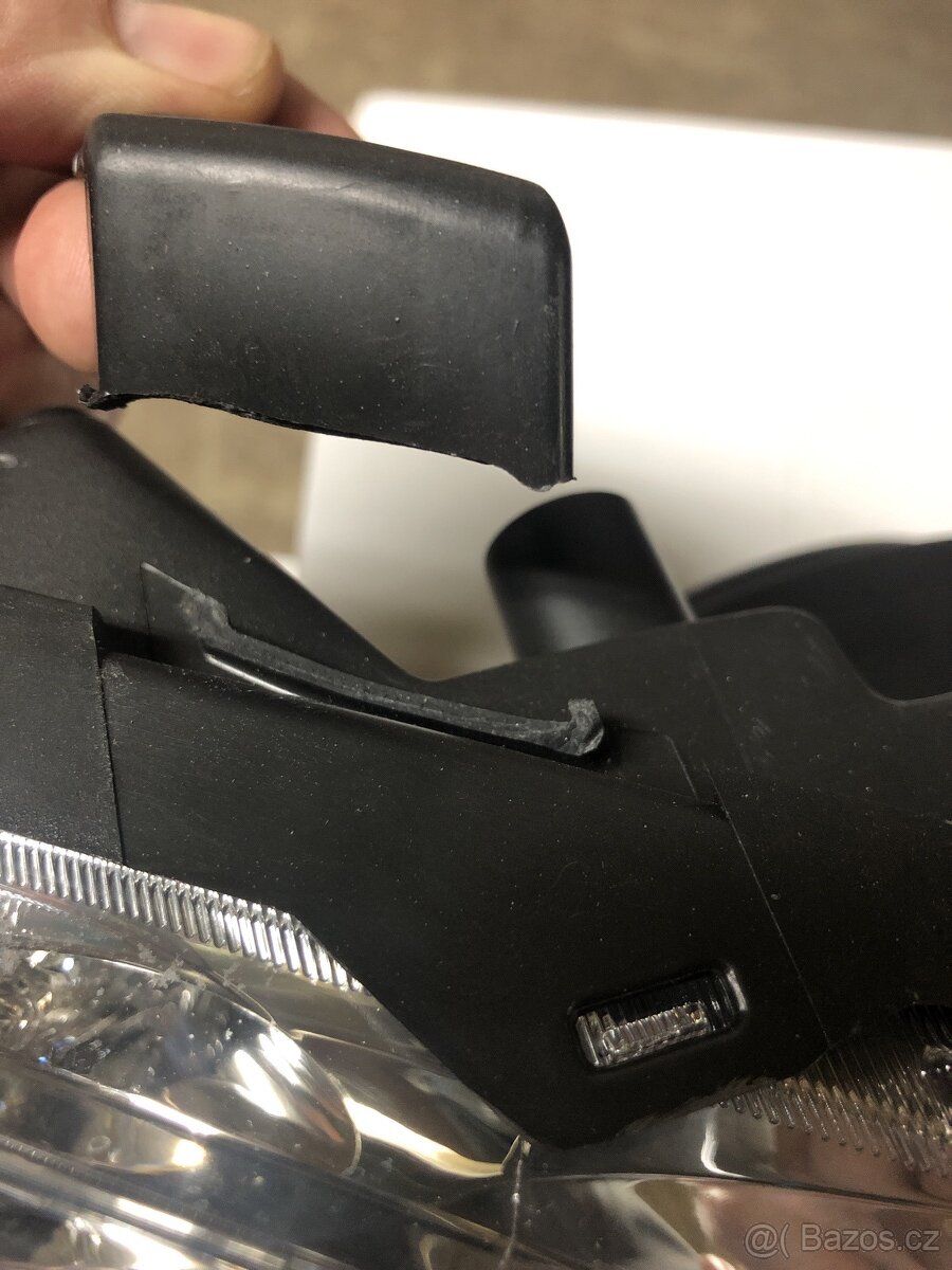 PP světlo Peugeot 607 - 3