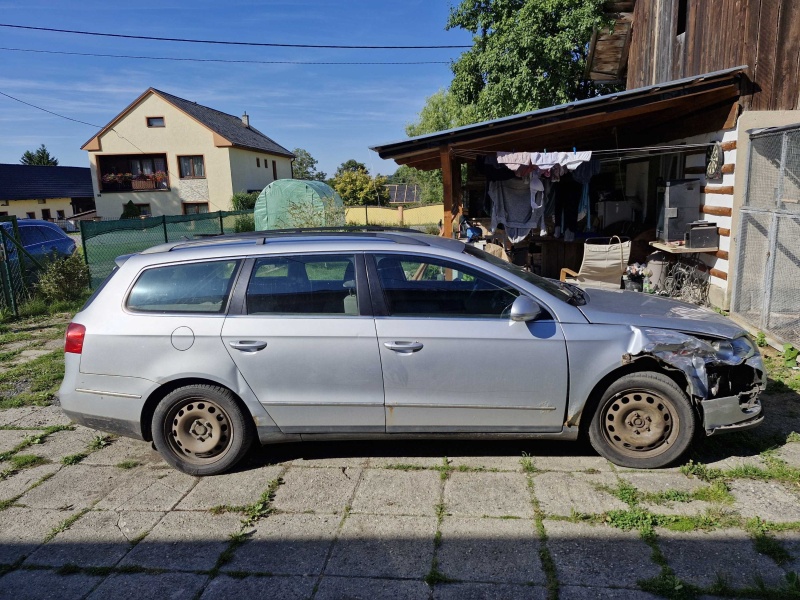 VW passat combi 2.0TDI 103kw rok-2007 (BMP) - 3