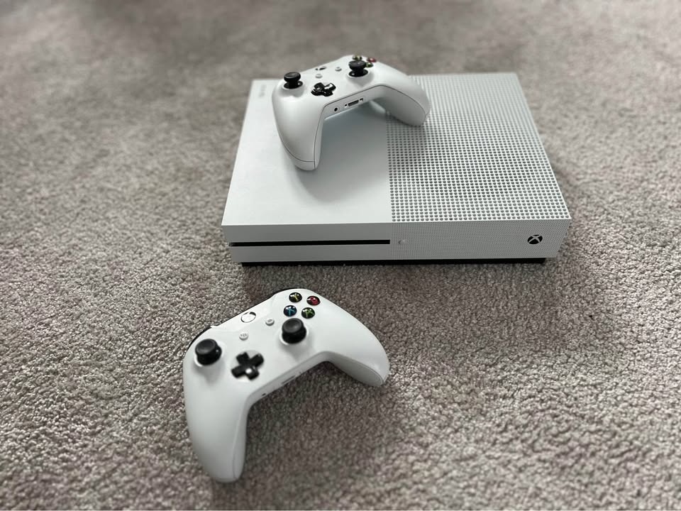 Microsoft Xbox Series S 512GB - 3