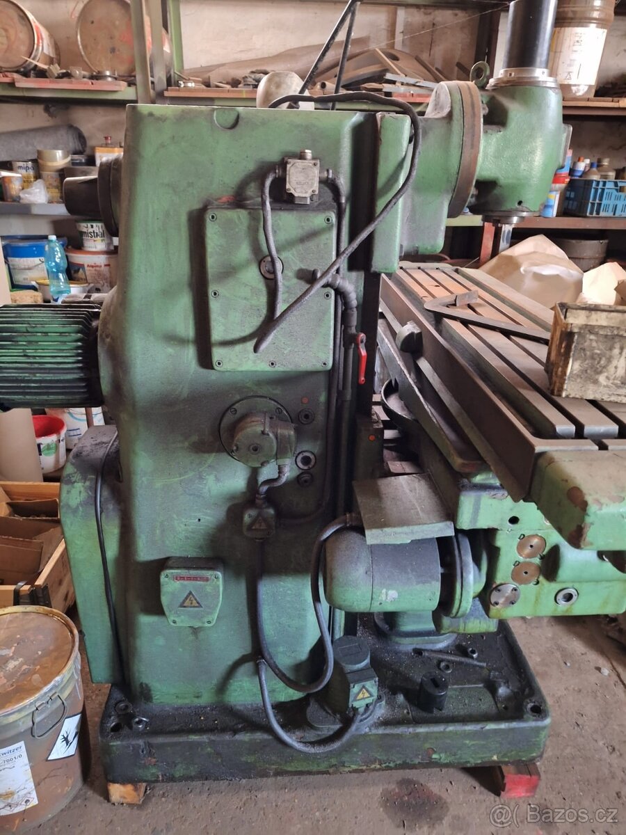 Vrchní fréza TOS - 3