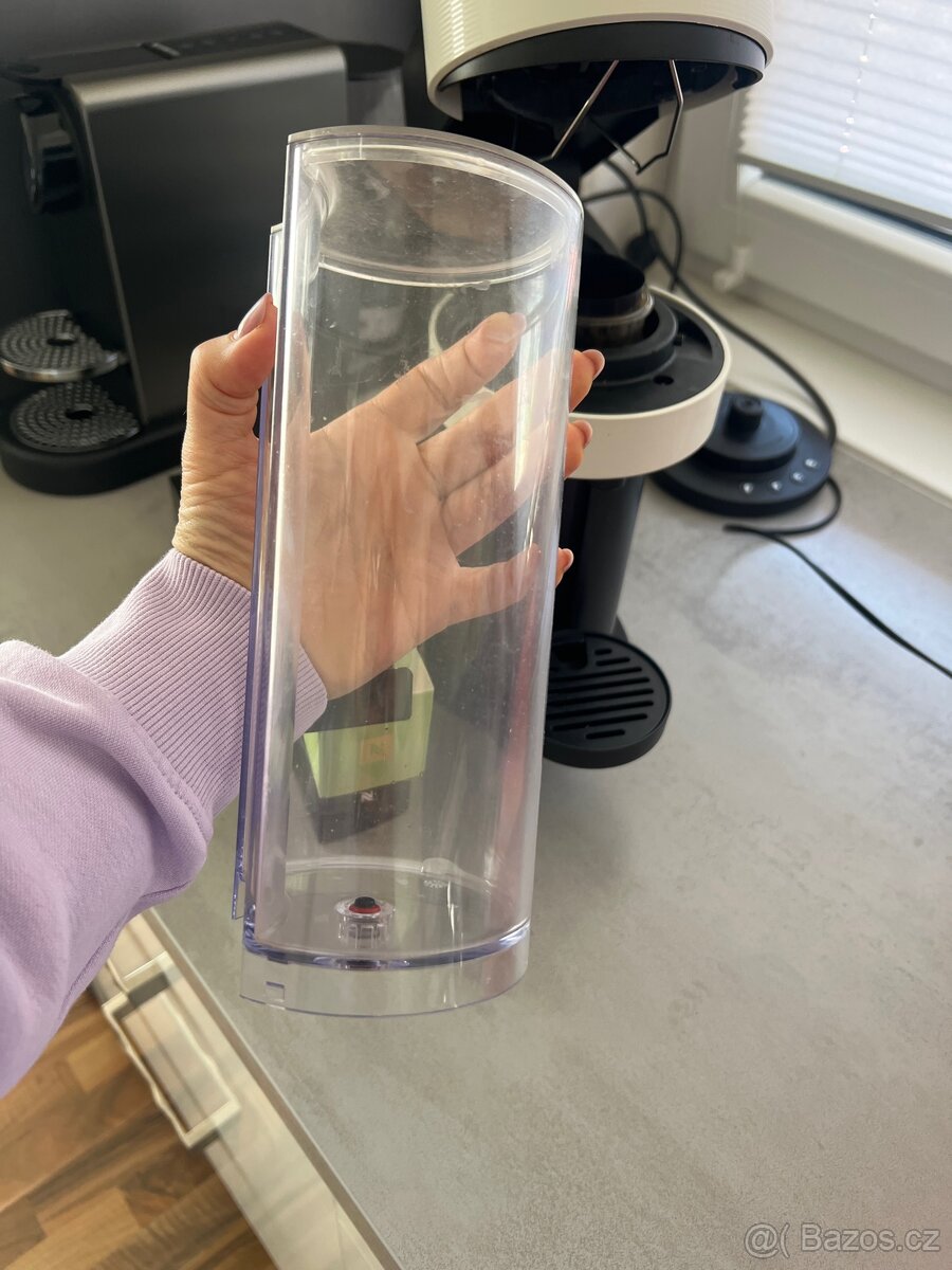 Kávovar Nespresso Vertuo - 3